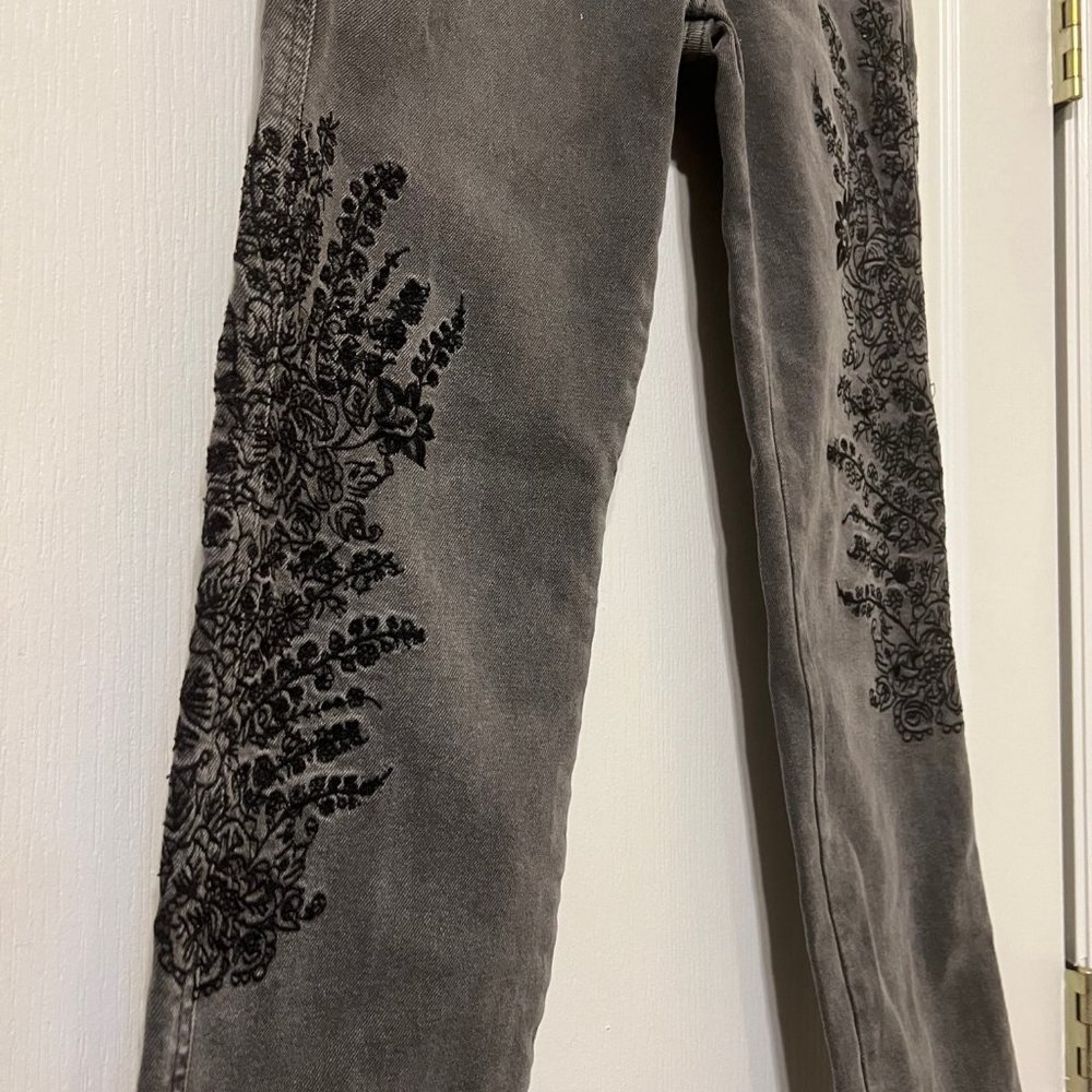 We The Free Embroidered jeans - Picture 2 of 8